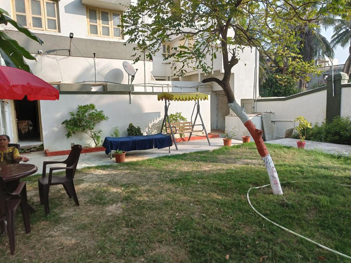 Chitrakut Bungalows Dwārka Esterno foto