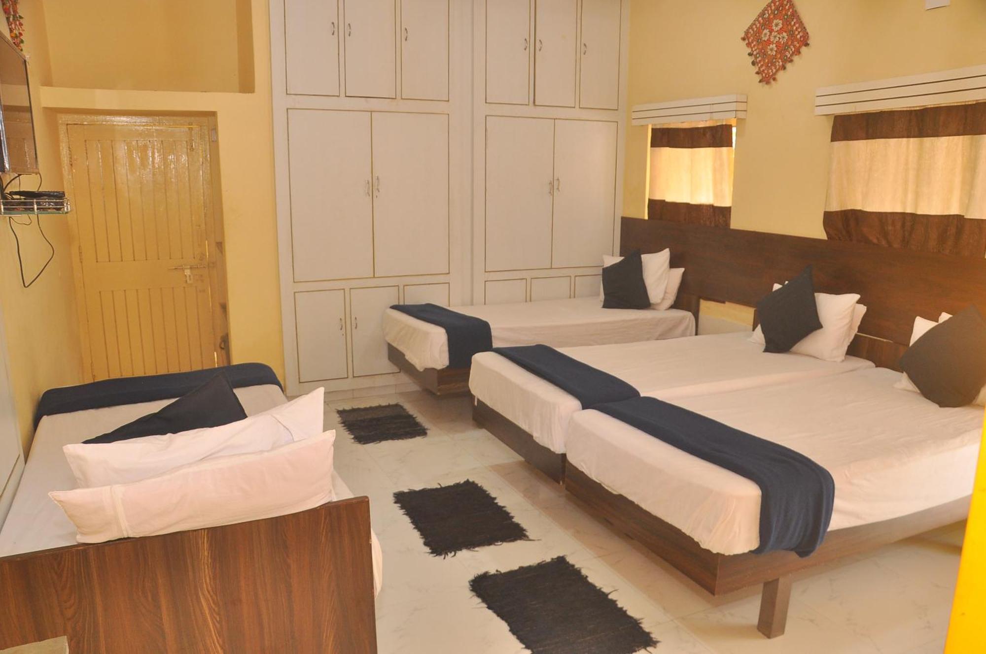 Chitrakut Bungalows Dwārka Esterno foto