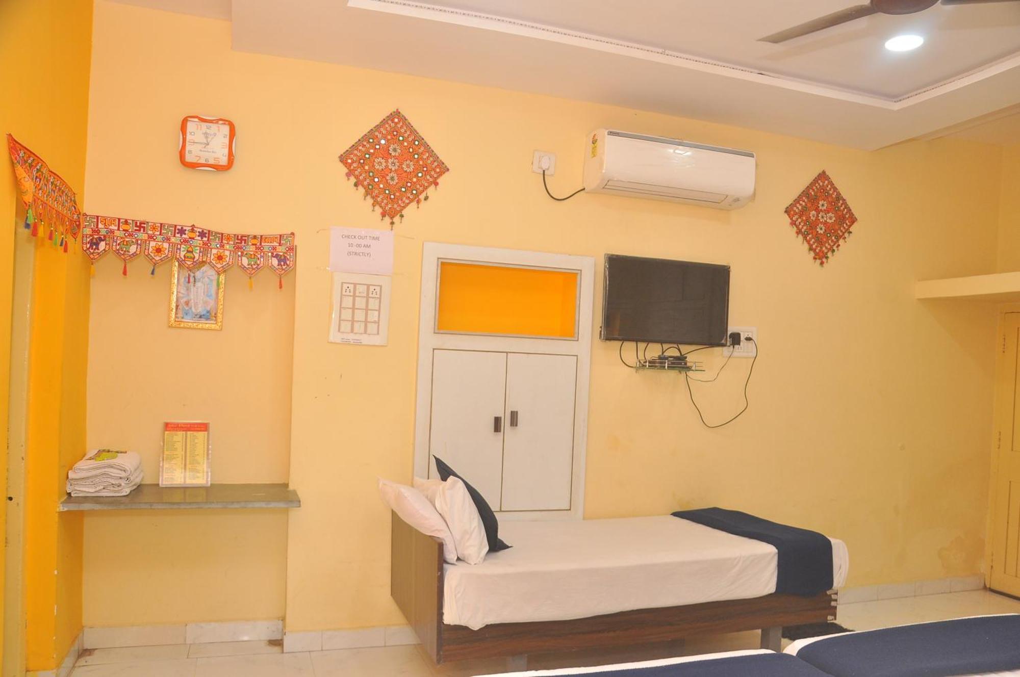 Chitrakut Bungalows Dwārka Esterno foto